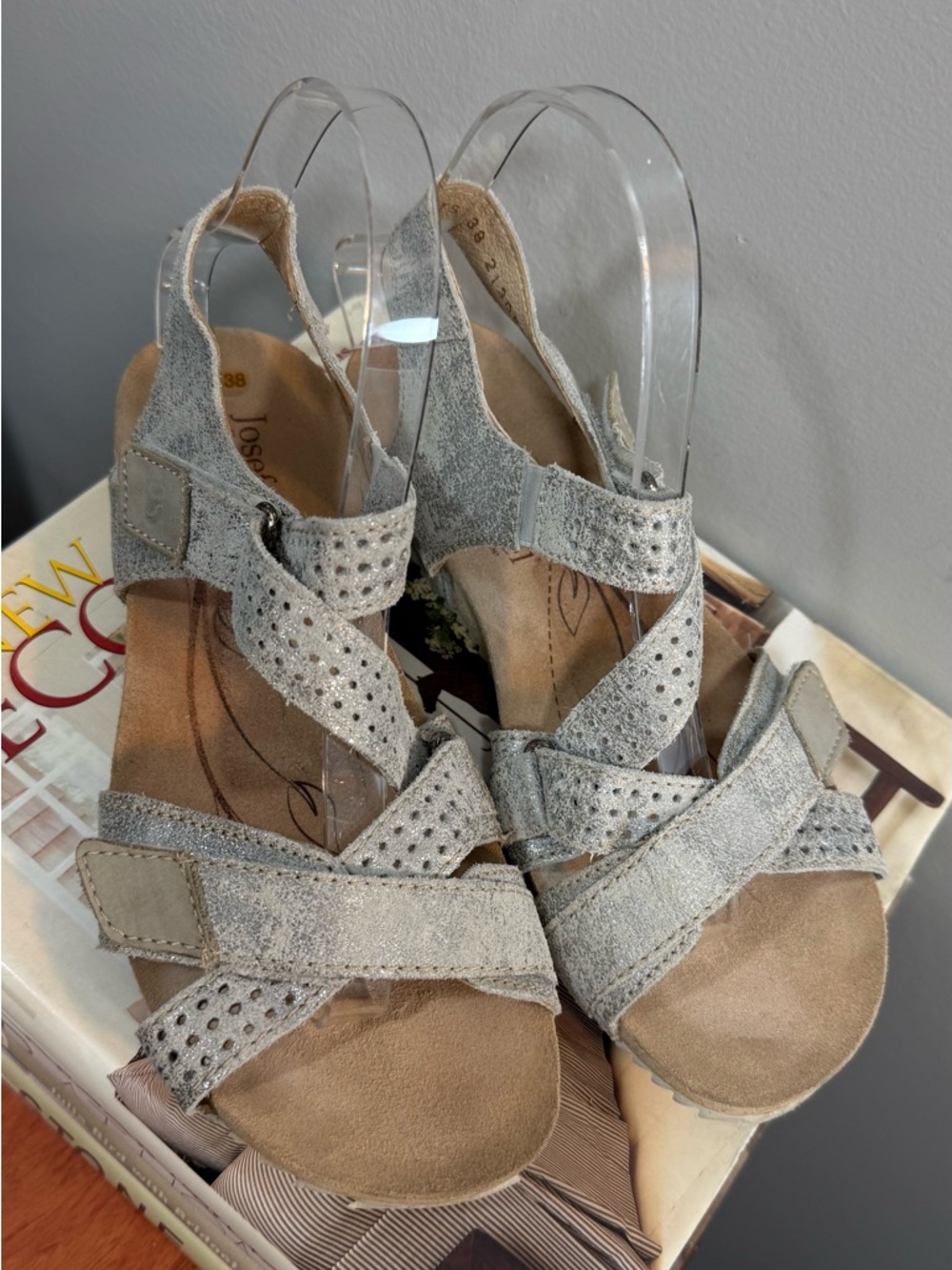 Josef Seibel Light Gray Suede Slingback Sandals Size 38 - Picture 5 of 14